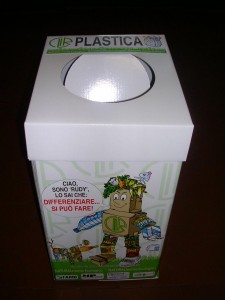 Il contenitore per la plastica